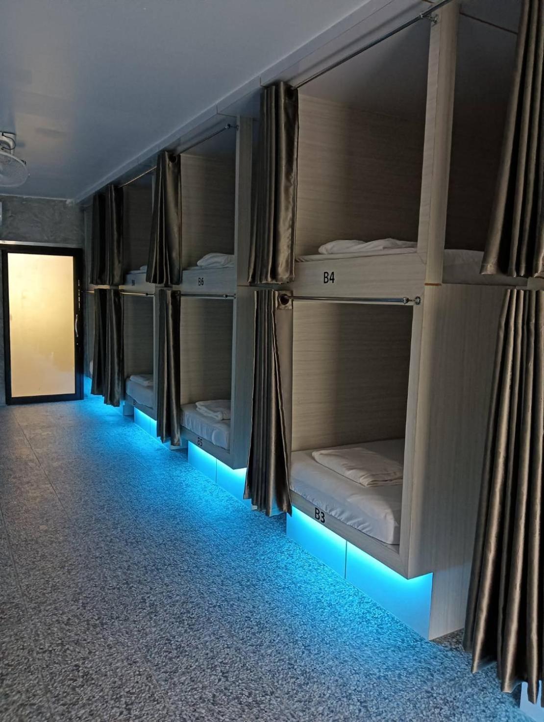 White Jail At Koh Tao Hostel Екстер'єр фото
