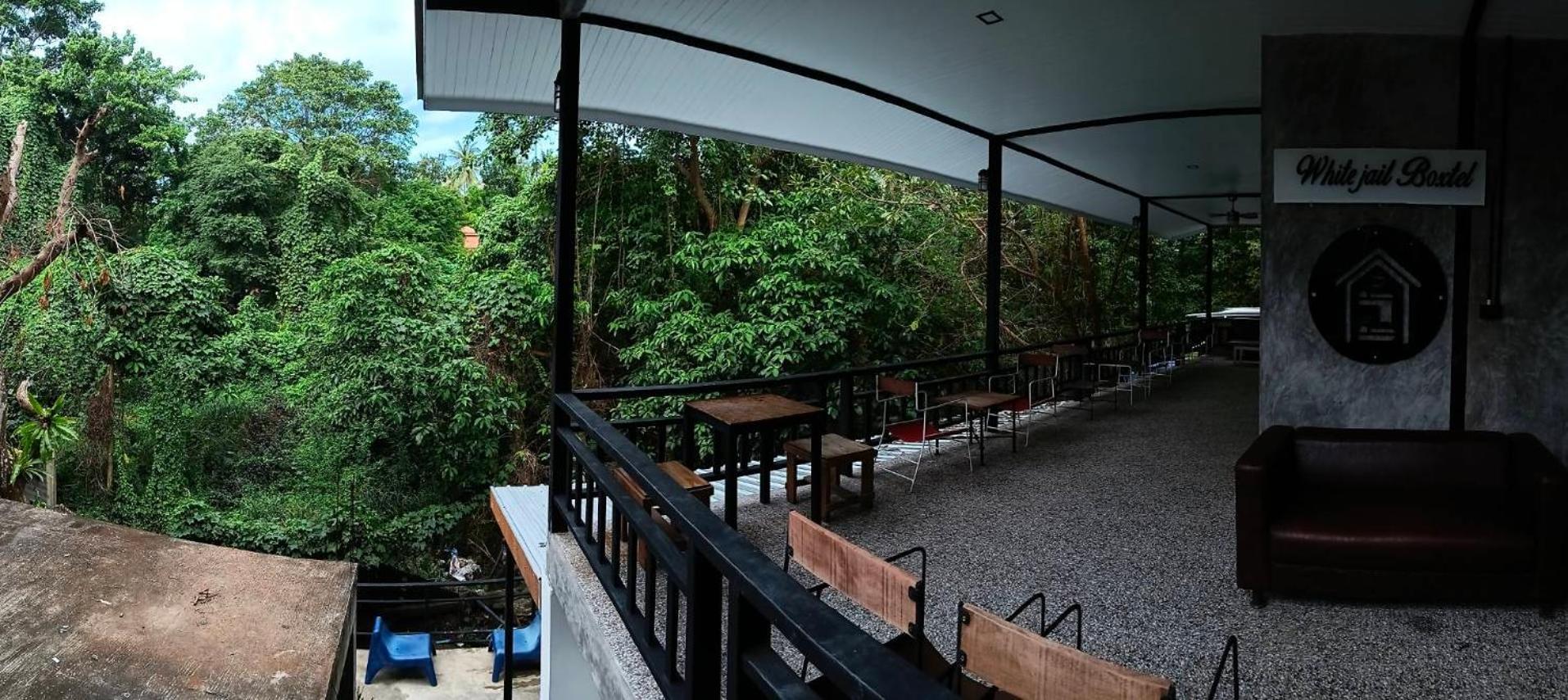 White Jail At Koh Tao Hostel Екстер'єр фото