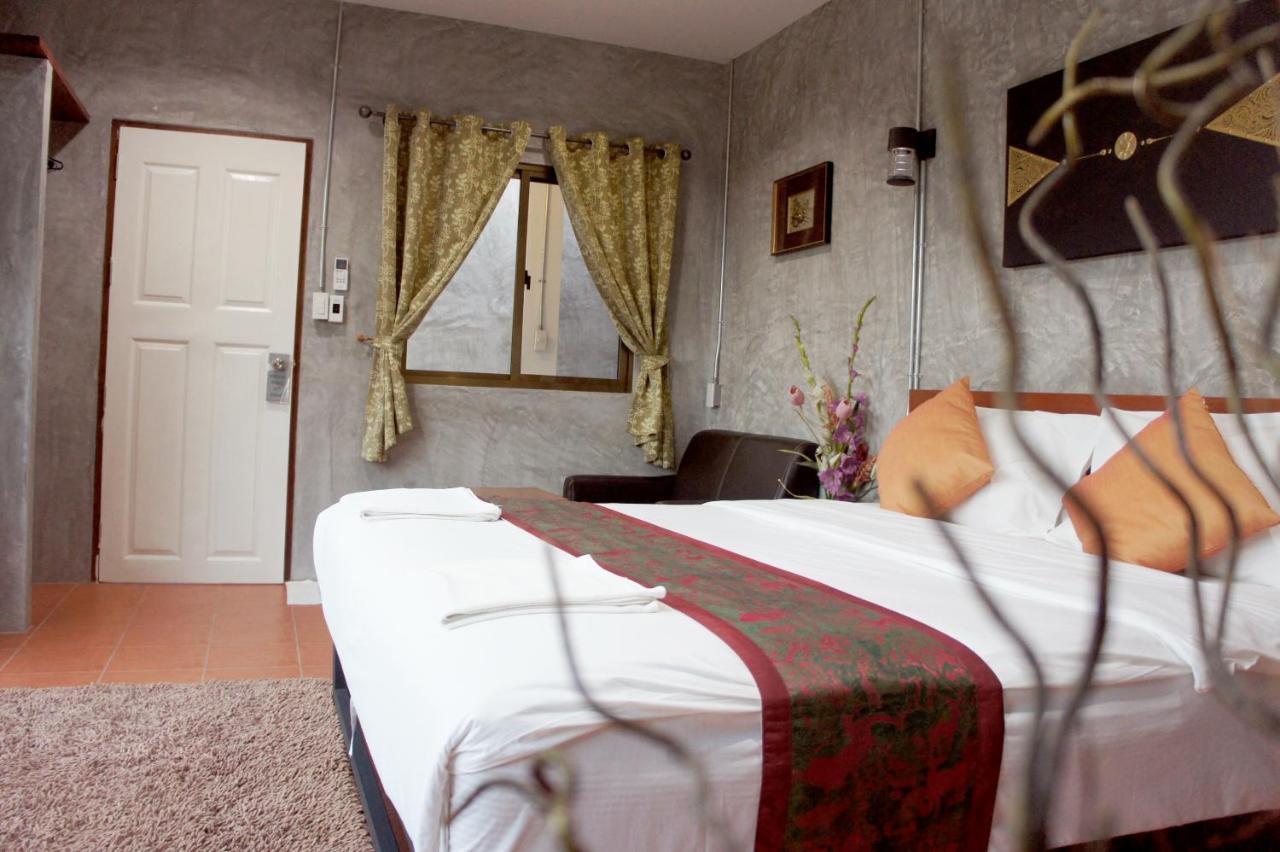 White Jail At Koh Tao Hostel Екстер'єр фото